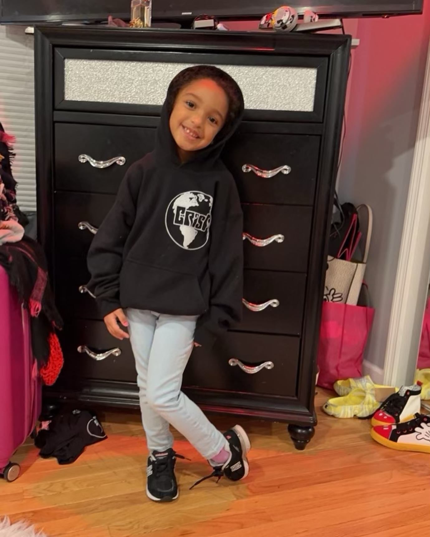 The World is Yours Hoodie Kidz - CrisP NYC